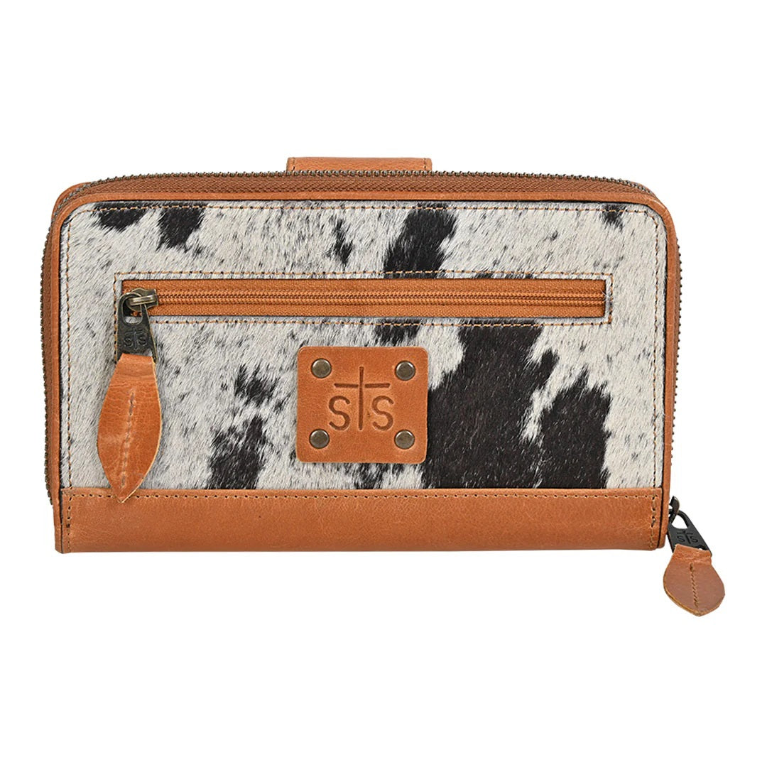 Carroll Companies STS Women's Elegant Ava Basic Bliss Leather Wallet in Black and Brown