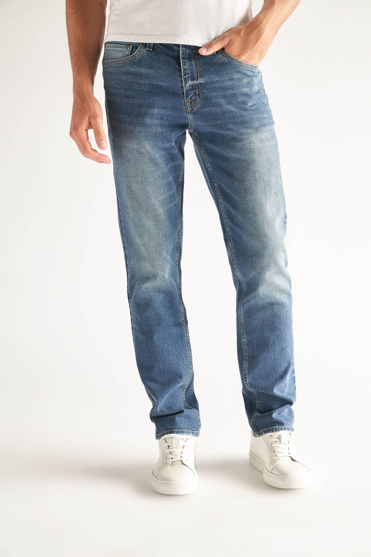 Men's Comfortable Slim Straight Devil-Dog Dungarees - Ash Wash/Medium Indigo
