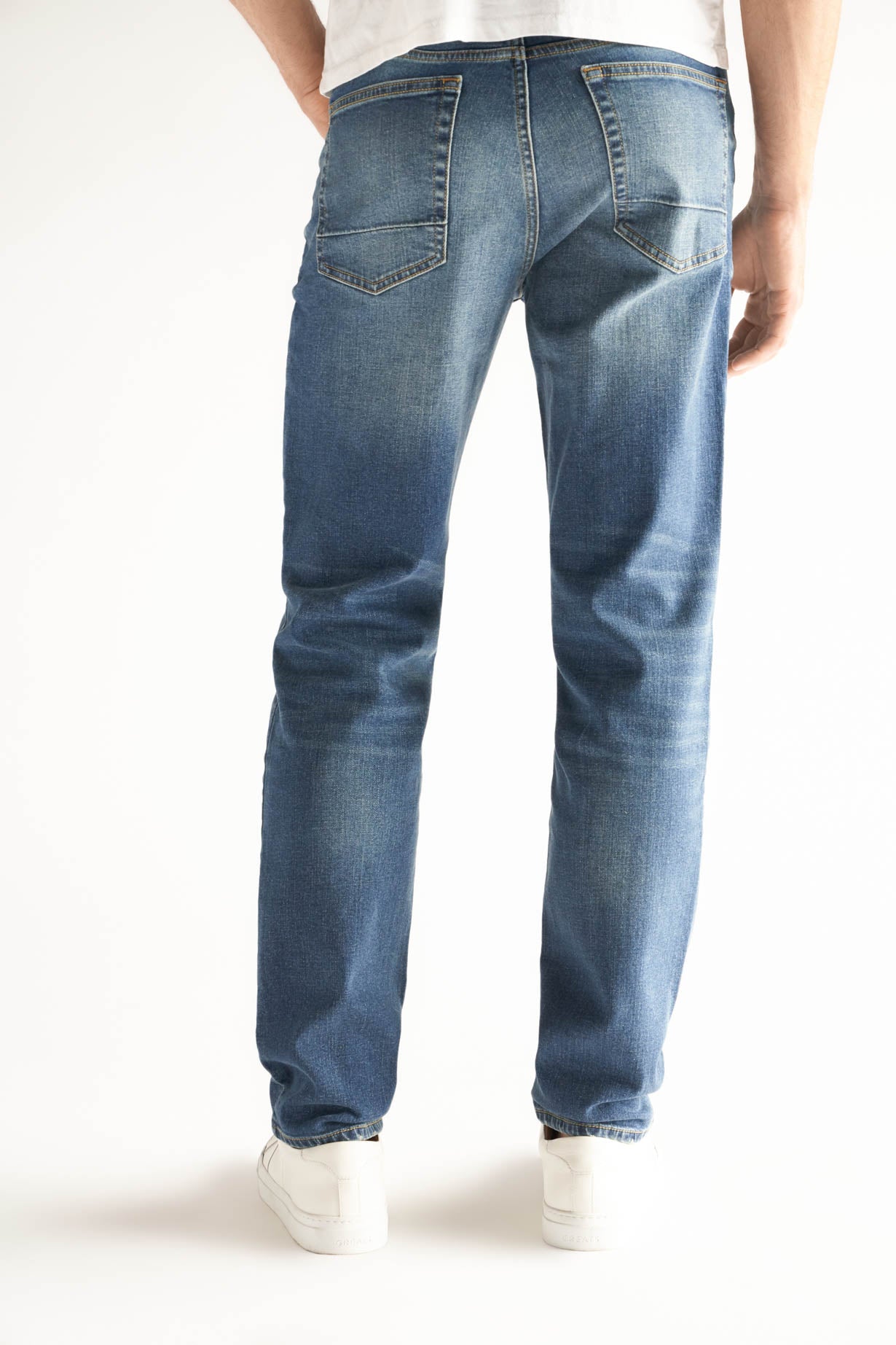 Men's Comfortable Slim Straight Devil-Dog Dungarees - Ash Wash/Medium Indigo