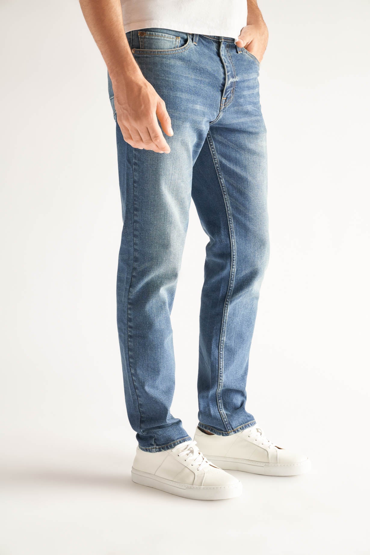 Men's Comfortable Slim Straight Devil-Dog Dungarees - Ash Wash/Medium Indigo